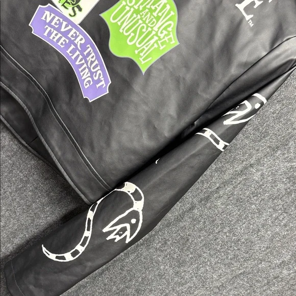 Beetlejuice Black Jacket - Picture 5 of 11
